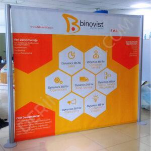CENTRO BANNER STAND - 3 PANEL