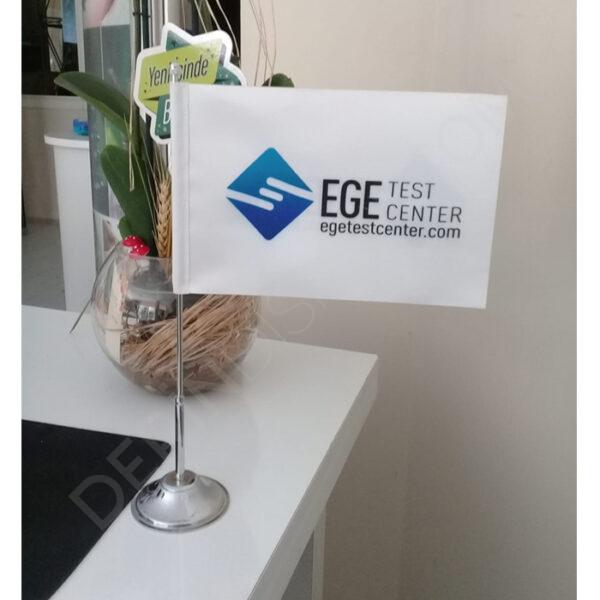 ozel-firma-logolu-masa-bayrak-3