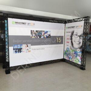 CROWN TRUSS STAND L 330CM + 150CM X 240CM