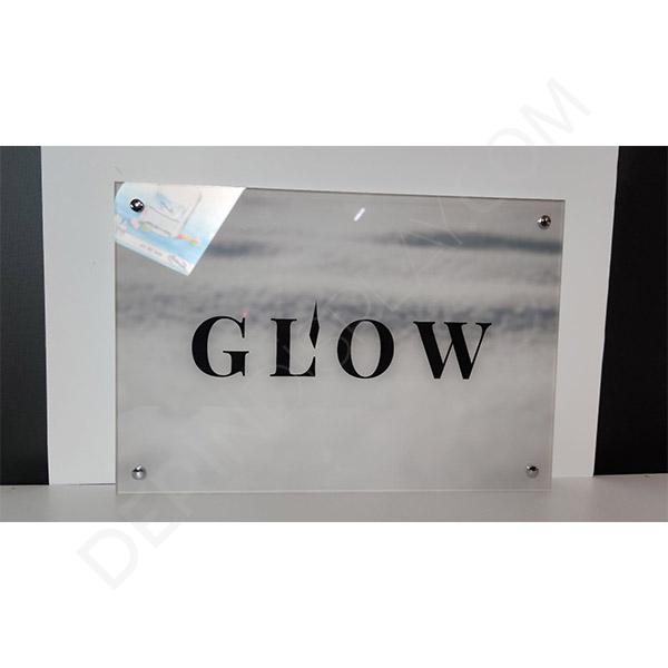 pleksi_kapi_tabelasi_uv_baskili_1