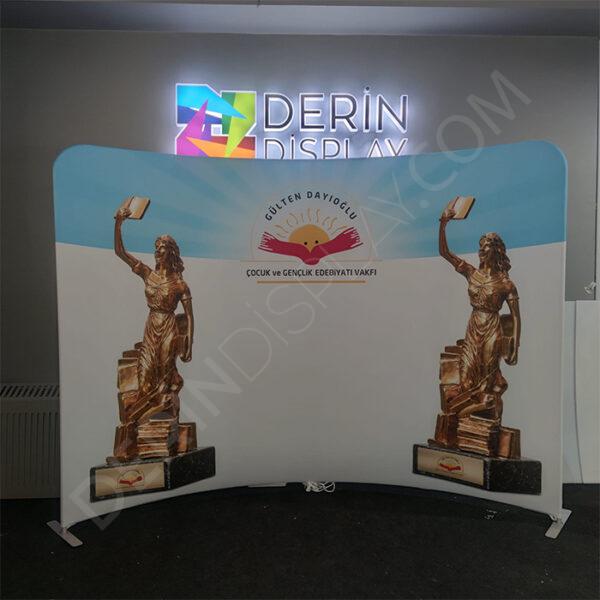 331bdca4-7e12-4d00-8415-425708918bf9